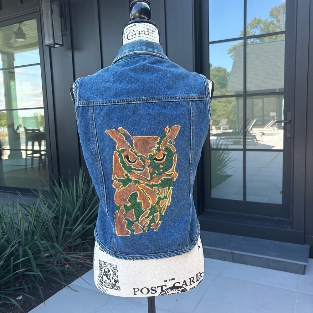 🦉 Torn by Tammy Hand-Painted Denim Vintage Vest – One-of-a-Kind Upcycled piece